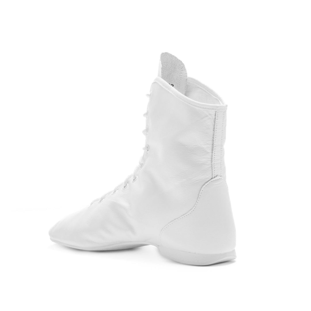Rumpfs 4120 HIT I Gardestiefel, weiße High-Top-Boxschuhe mit Schnürung, Seitenansicht auf schlichtem weißem Hintergrund.